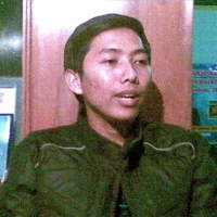 Botol yang Dilempar ke DPD PKS Berisi Minyak Tanah